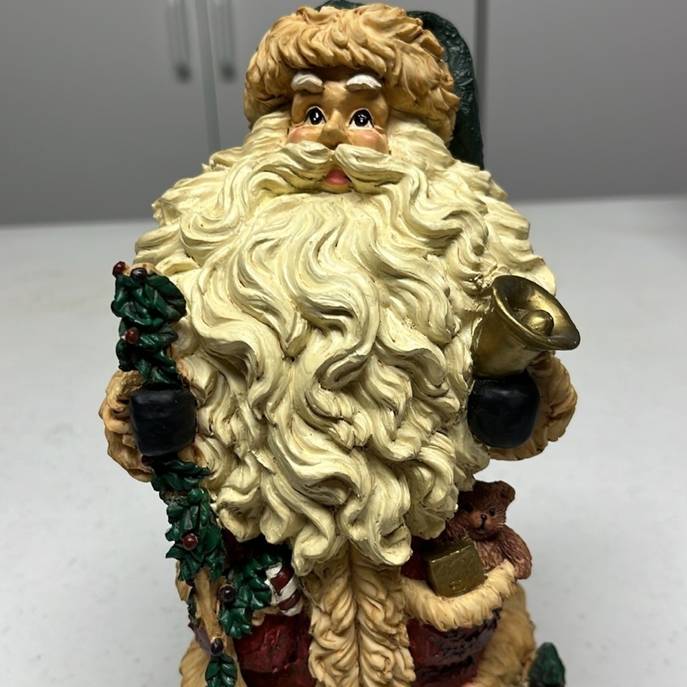 Santa figure - Picture 6 of 9